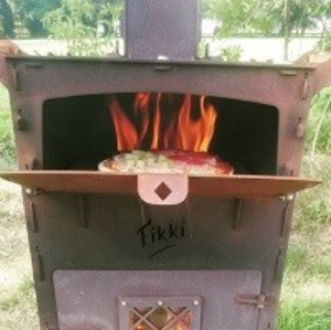 Houtkachel met pizza oven en bbq 