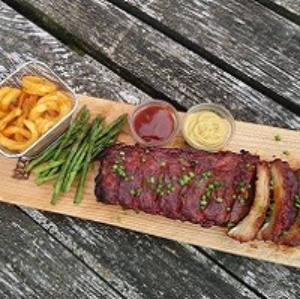 sparibs met groene asperges