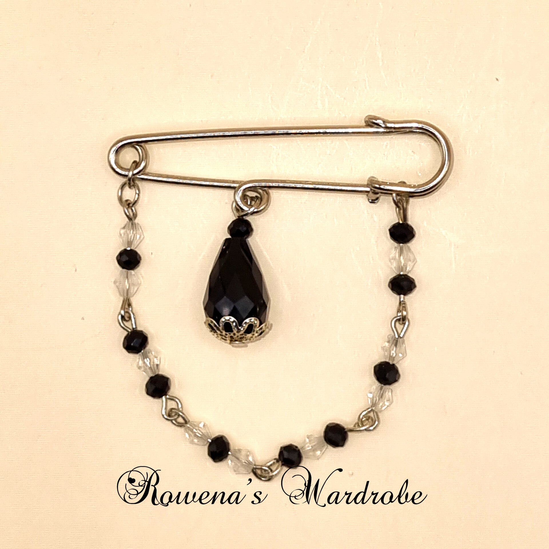 Classic Brooch
