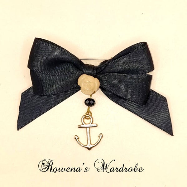 Sailor Lolita Brooch