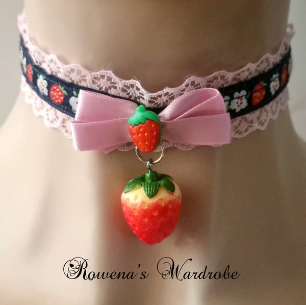 Strawberry Choker