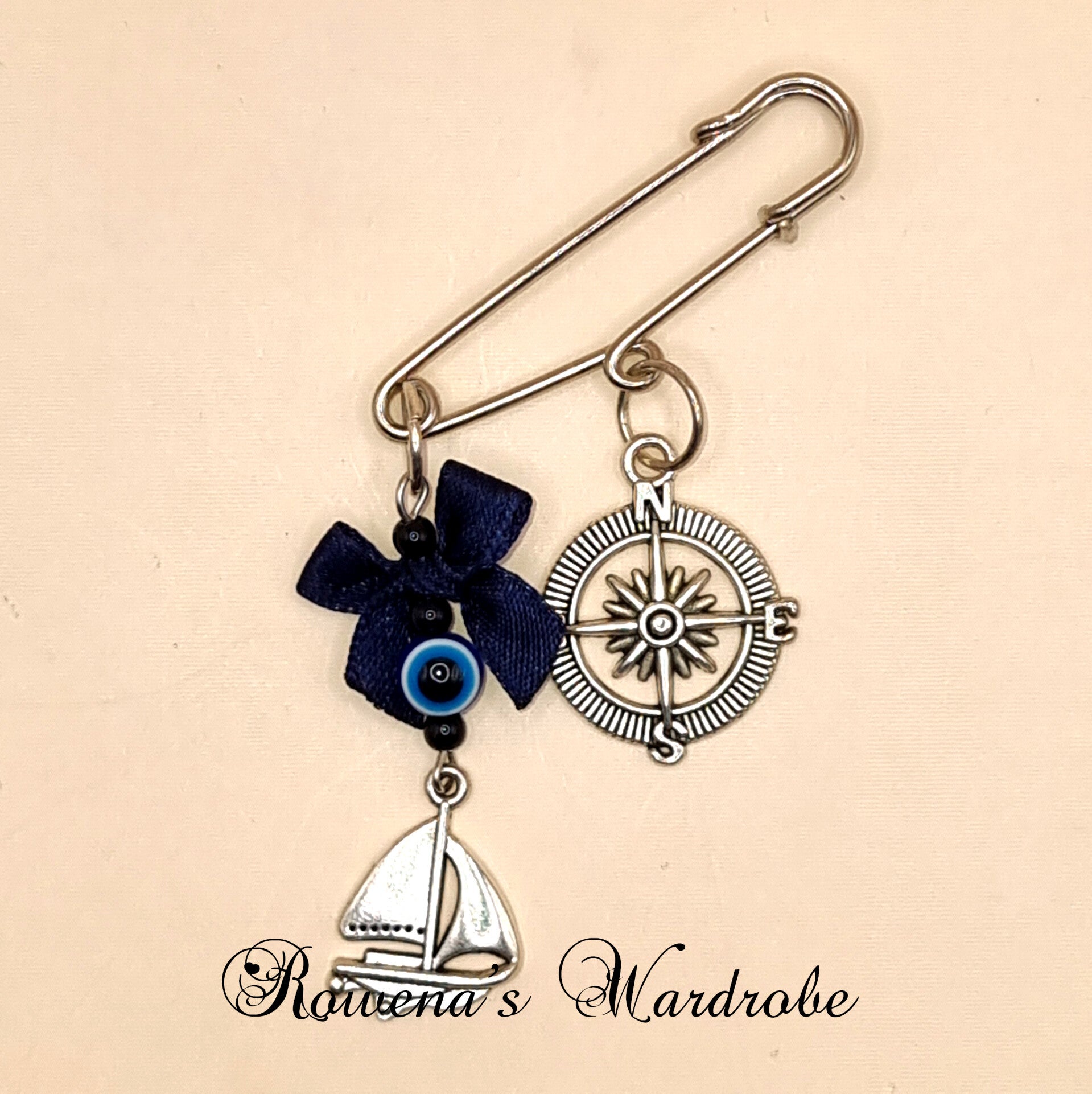 Sailor Lolita Brooch