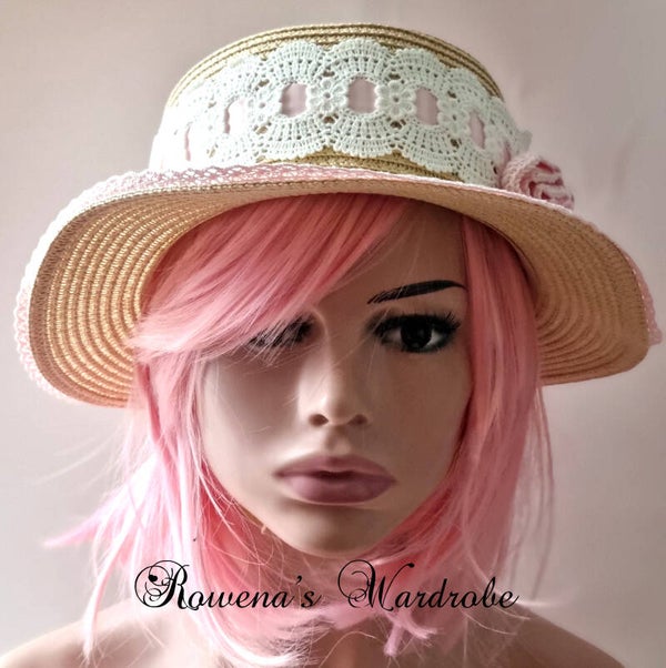 Straw Hat Pink Roses