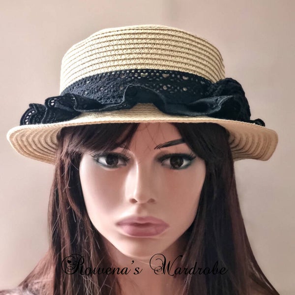 Straw Hat Black Roses