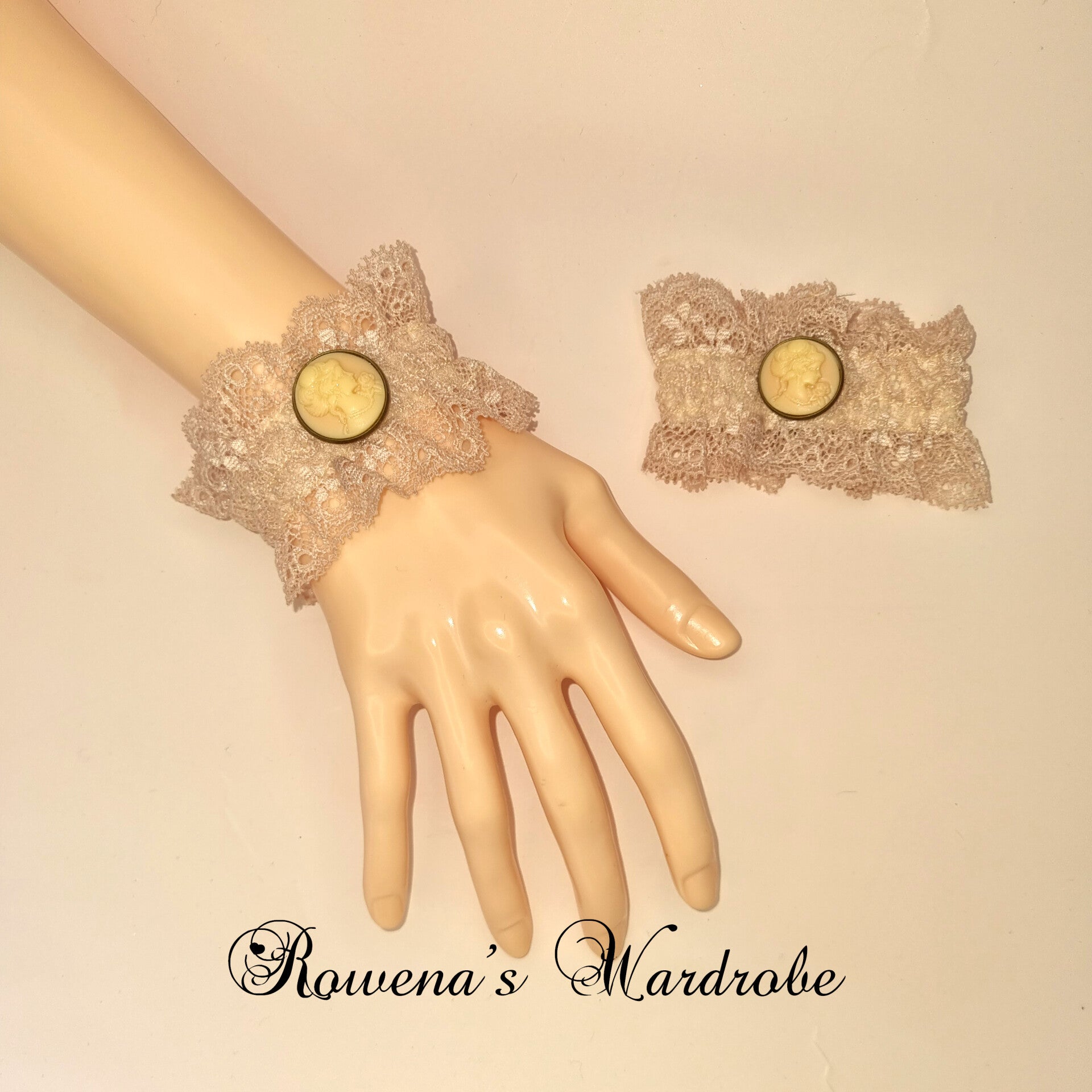 Classic Lace Cuffs