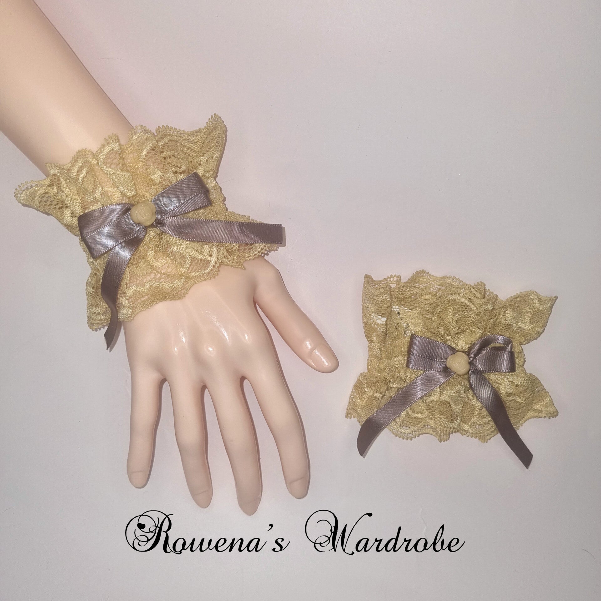 Lace Wrist Cuffs