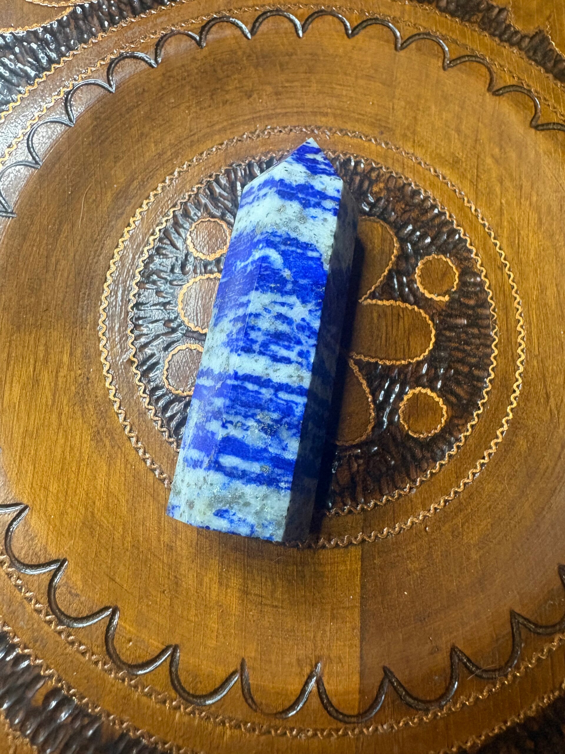 💙 Lapis Lazuli (ca. 7 cm | ca. 63 g) – Wijsheid & Intuïtie