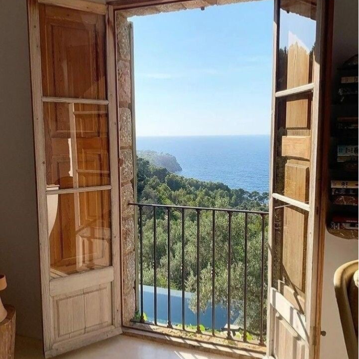 Nieuwe Grond, Nieuw Verhaal