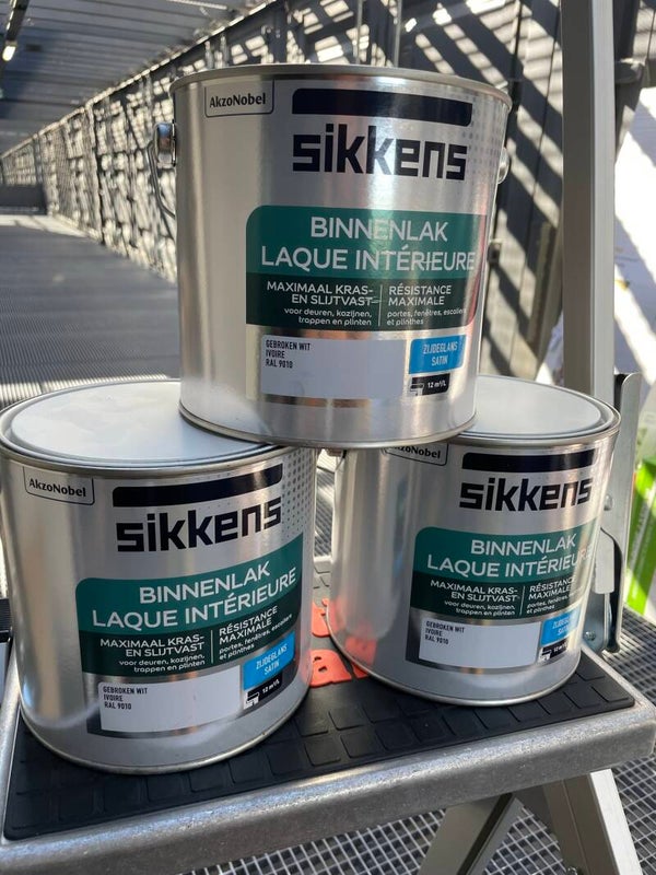 PEINTURE LAQUE SIKKENS intérieur blanc RAL 9010 pot 2,5 L