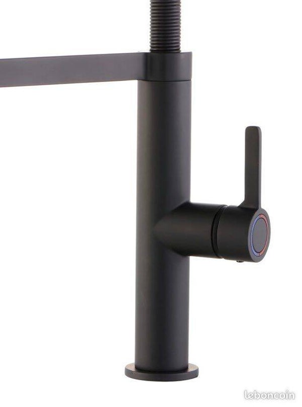 Mitigeur de cuisine avec douchette noir mat GoodHome Kamut