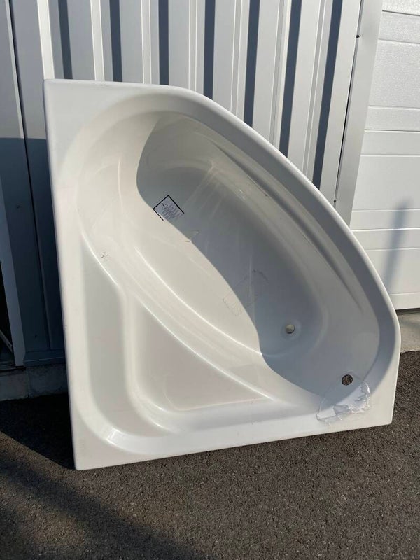 Baignoire asymétrique angle gauche 150 x 90 cm