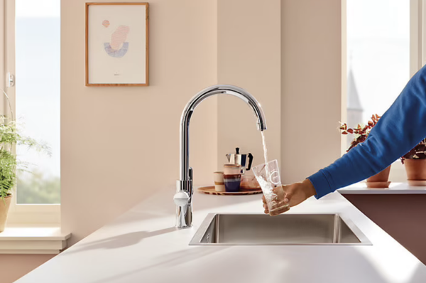 Mitigeur de cuisine filtrant chromé Grohe Blue Pure Curve brillant