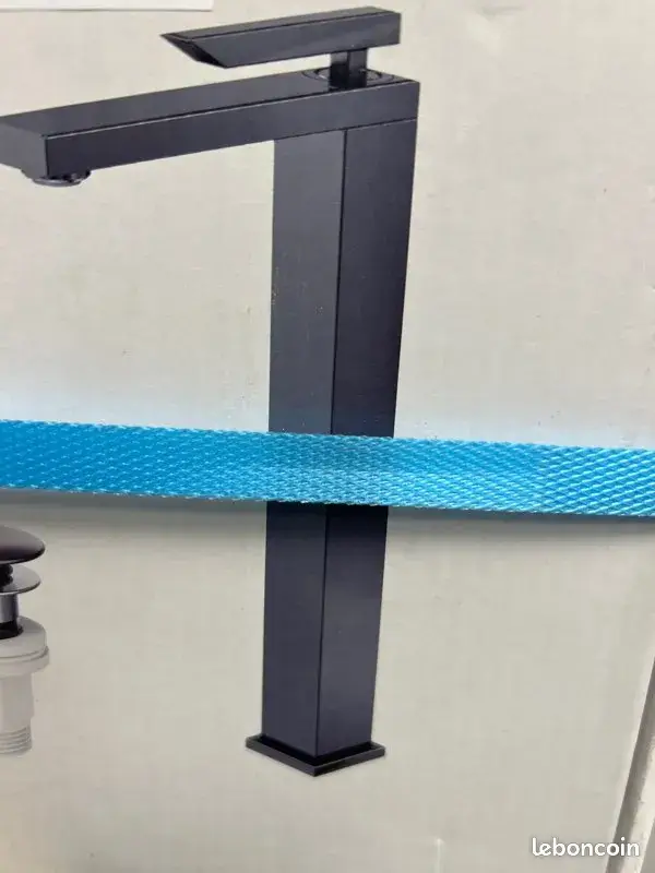 Mitigeur de lavabo chromé GoodHome Kolima XL