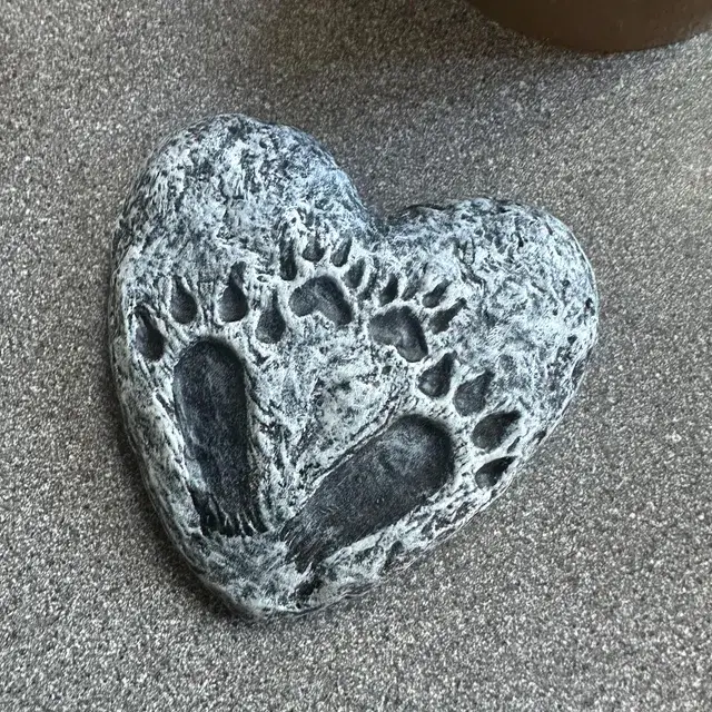 Bunny Paw Print Memorial Stone