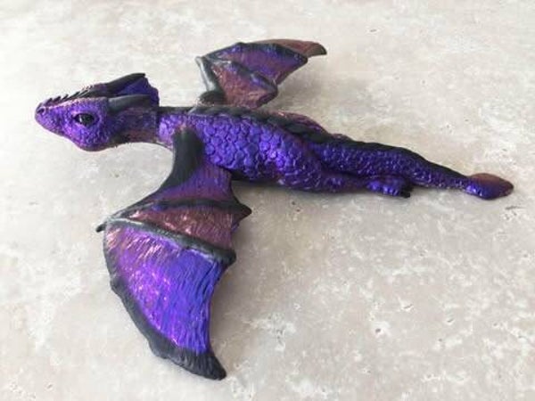 **COLOUR CHANGE CHAMELEON Purple / Electric Blue & Black Drake the Baby Flying Dragon wall decoration, Birthday gift for dragon collector.