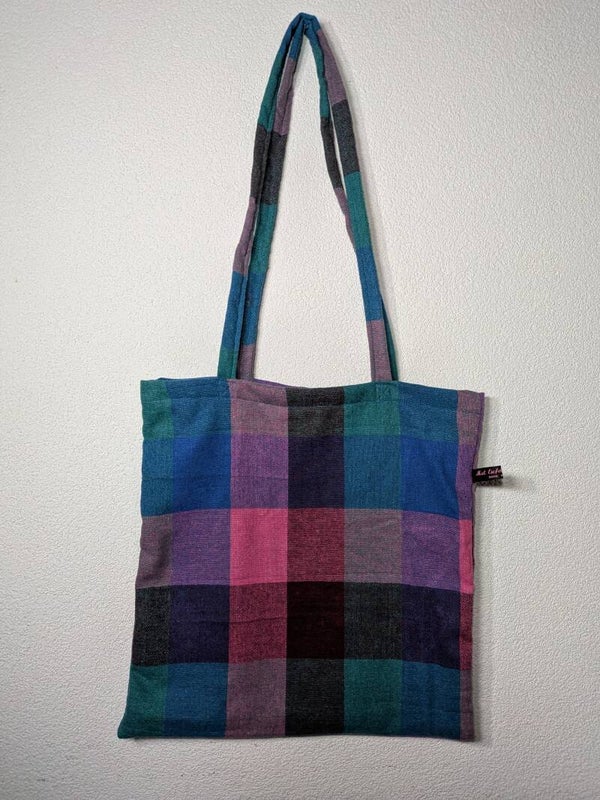 Stoffen tasje - kleurrijke vakjes - handmade by Marlies - Limited Edition