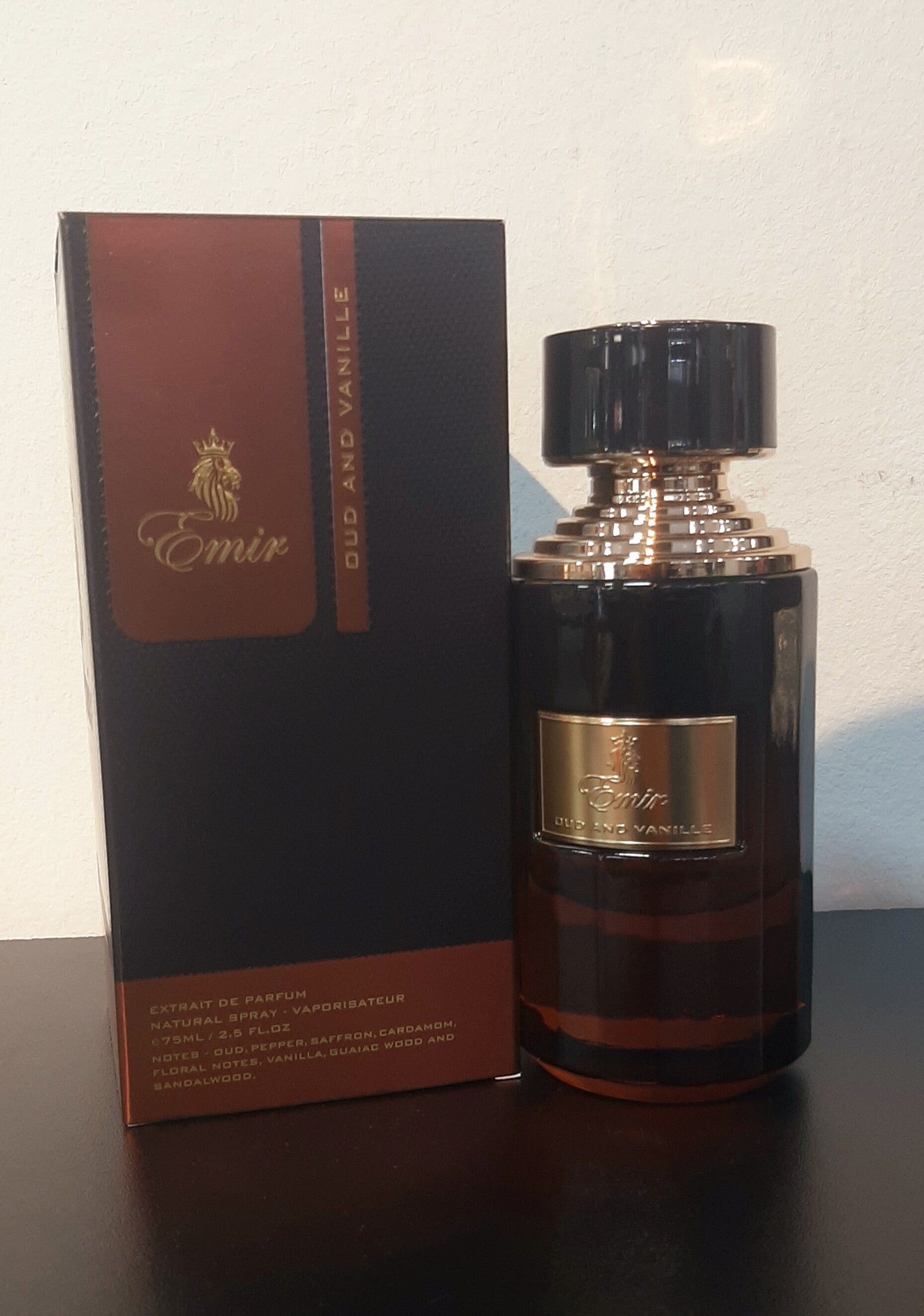 EMIR OUD AND VANILLE PARIS CORNER