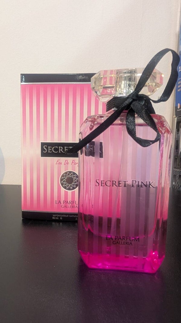 SECRET PINK GALLERIA