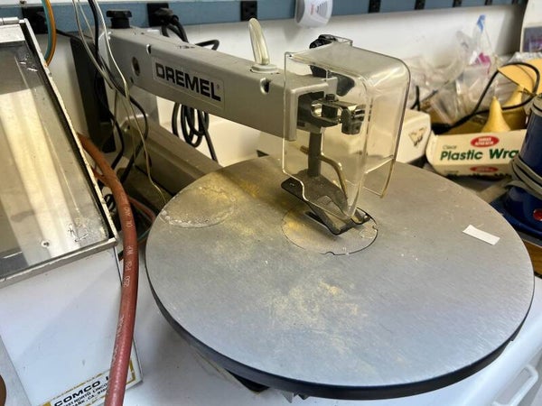 Dremel  16" Scoll Saw