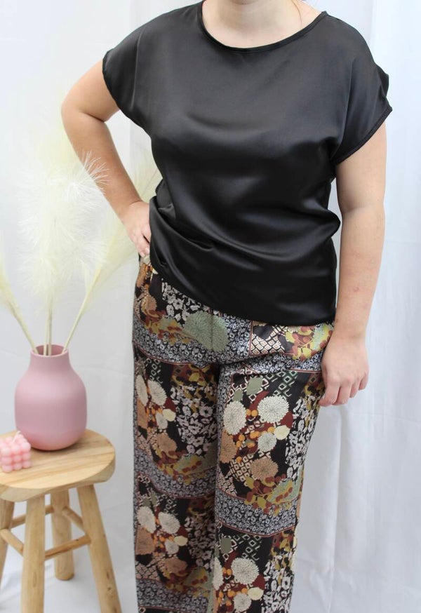 Zwart bloesje (Art.Nr.239)