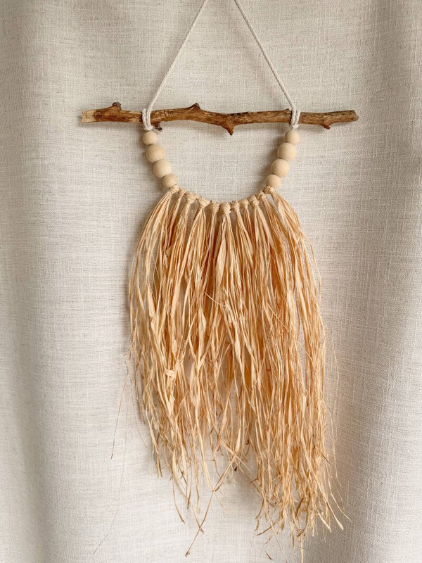 Raffia wanddecoratie
