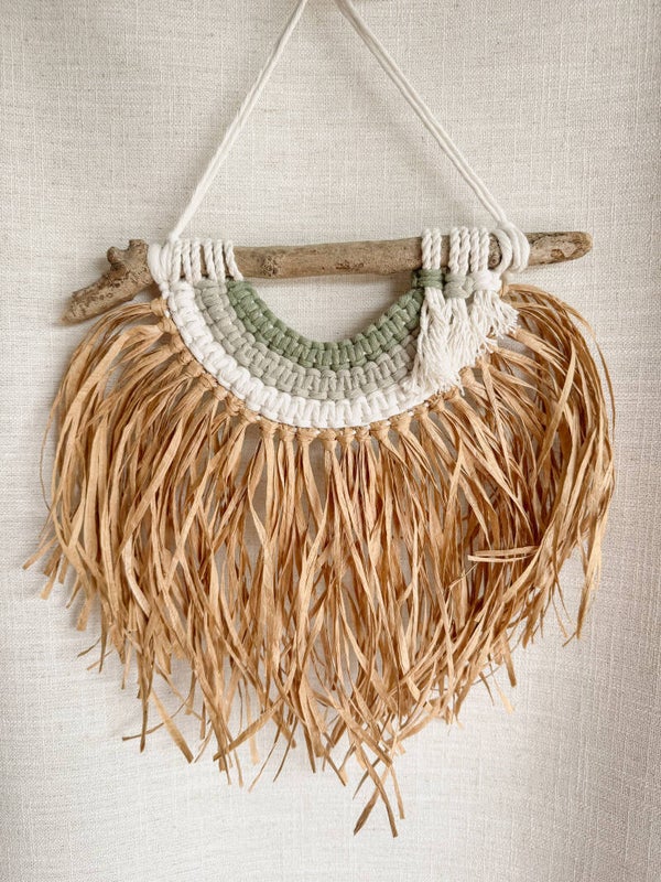 Macramé raffia wanddecoratie