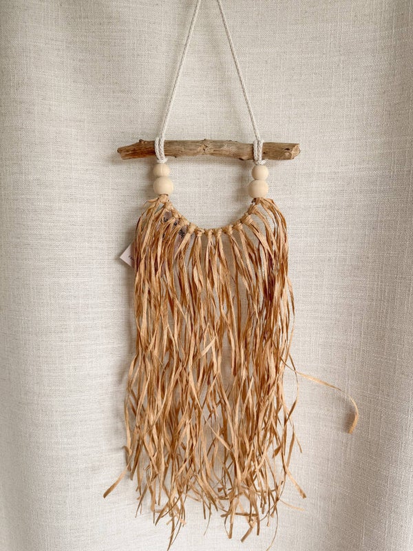 Raffia wanddecoratie