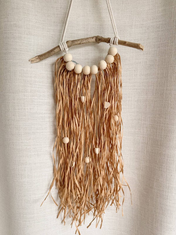 Raffia wanddecoratie
