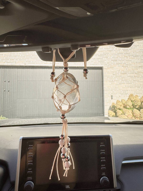 Bergkristal hanger voor je achteruitkijkspiegel