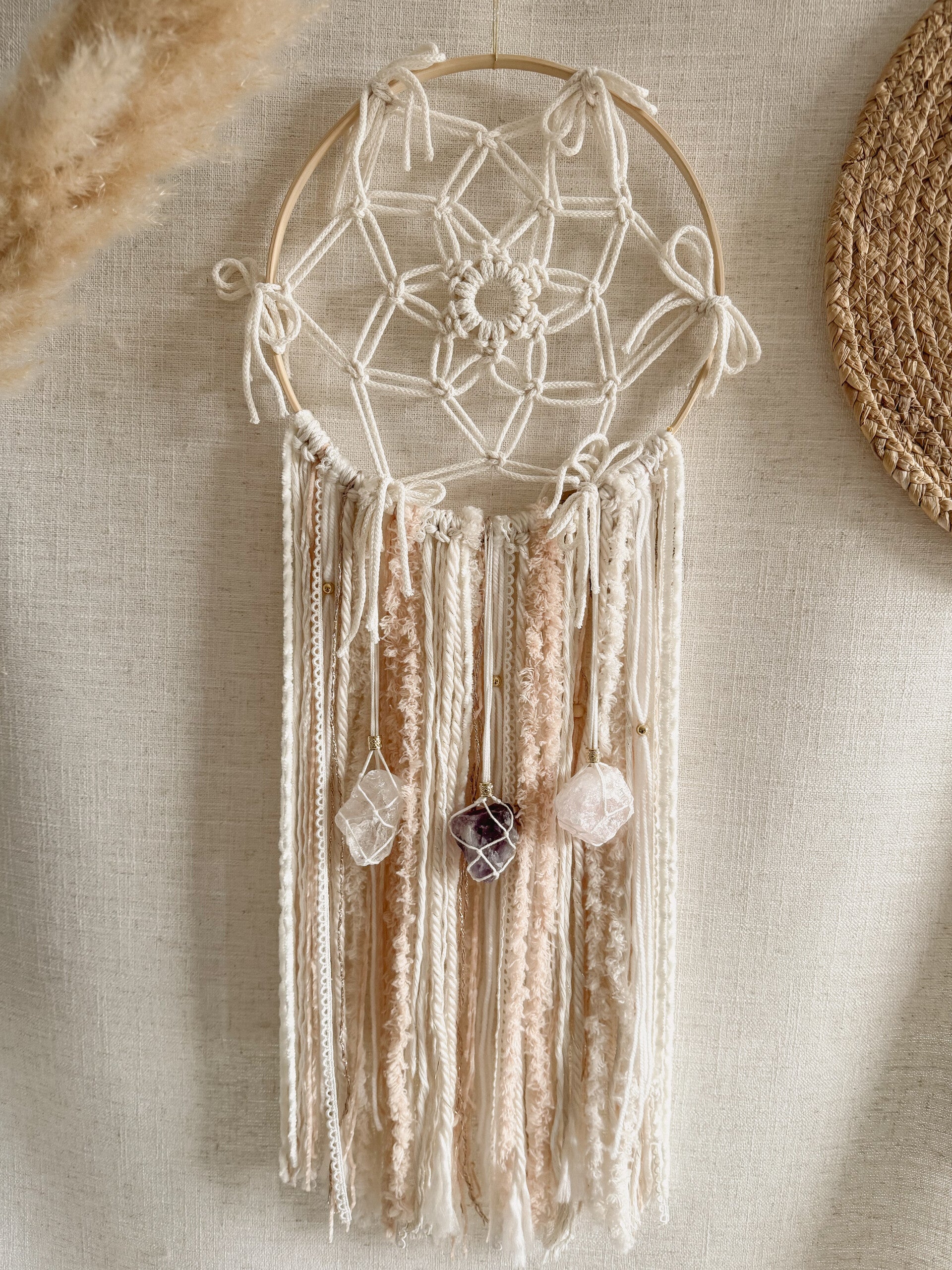 Dromenvanger met gouden driehoek