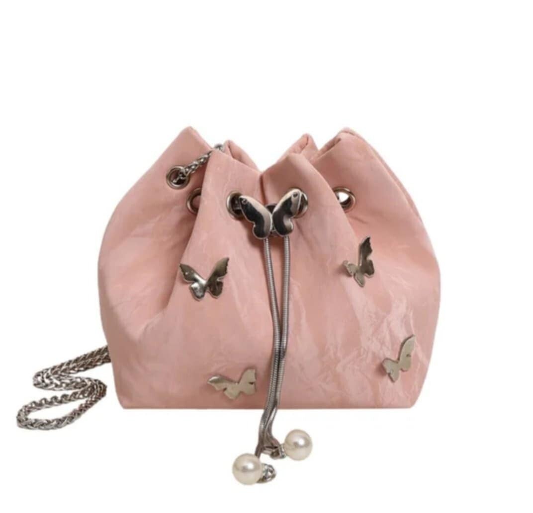 Sac à main bling bling pour femme avec papillons et perles collection 2025