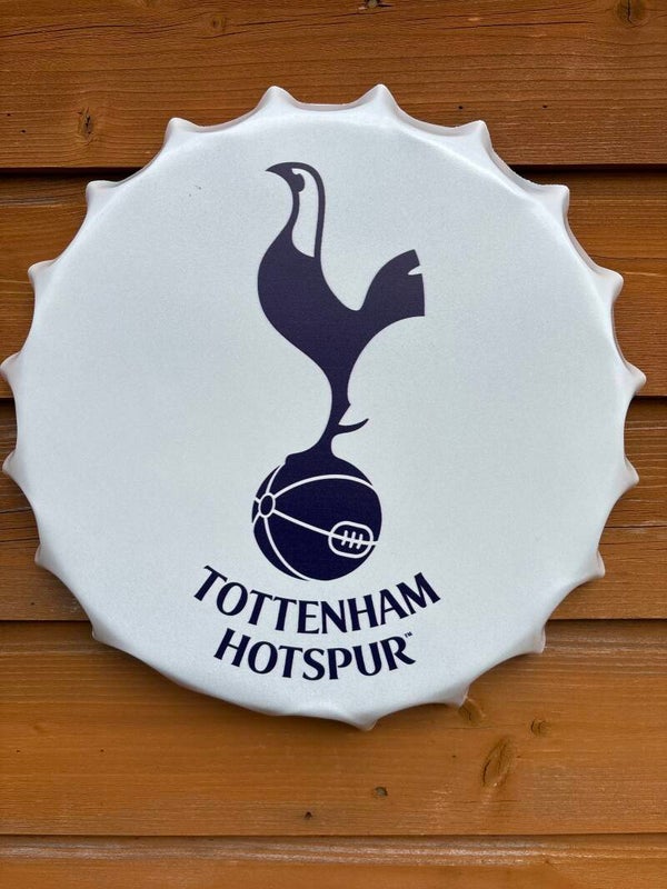 Spurs metal wall cap
