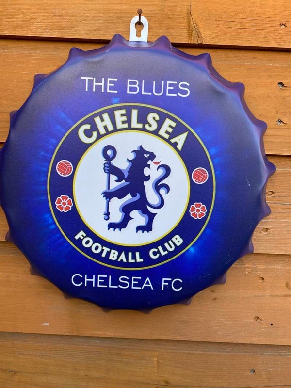 Chelsea metal wall cap