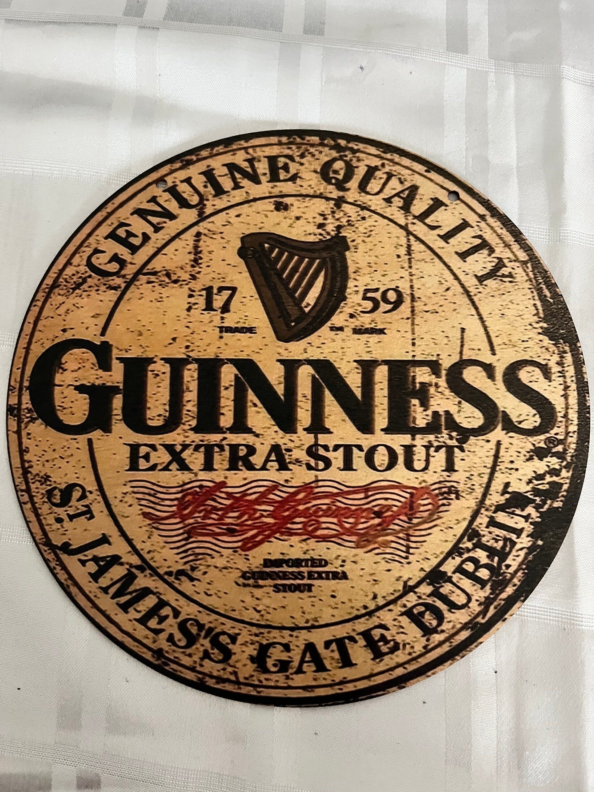 Round wall signs 7 €50