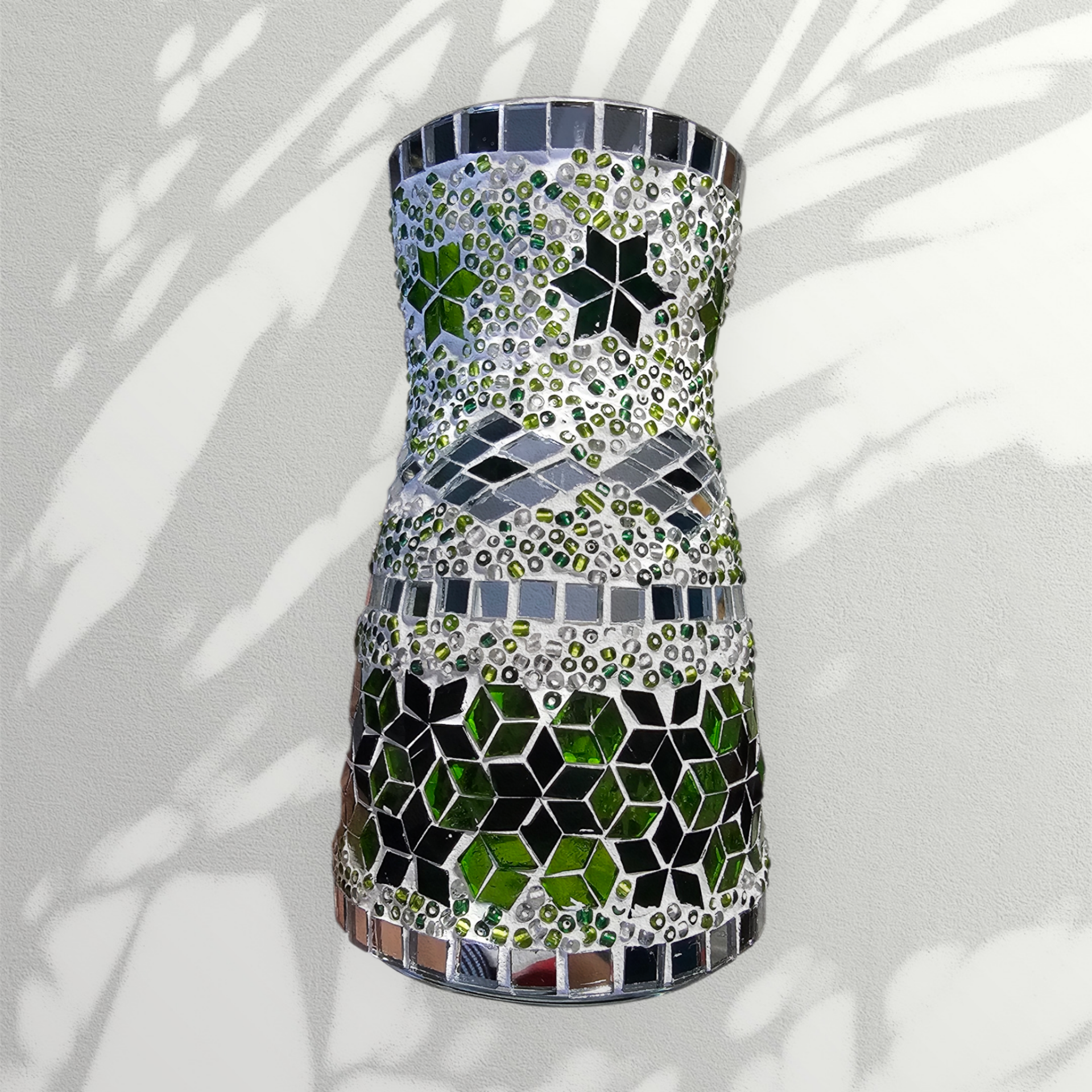 Vase Mosaïque Artisanal 20cm – Création Unique Fait Main