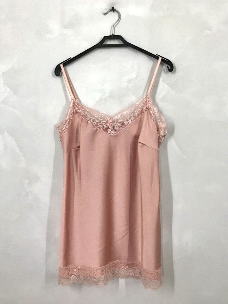 Débardeur rose pâle