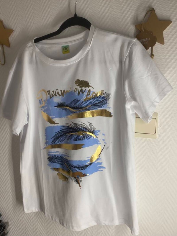 T-shirt plus bleu clair