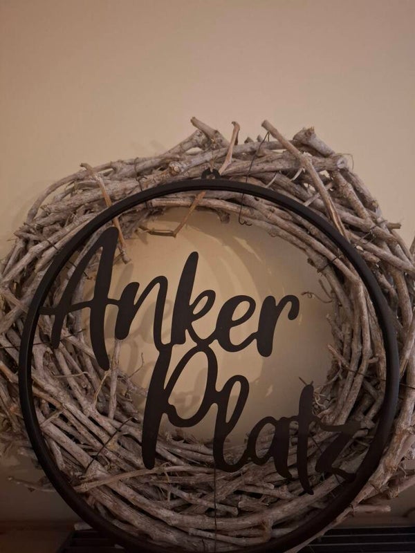 Dekokranz aus Weidenholz