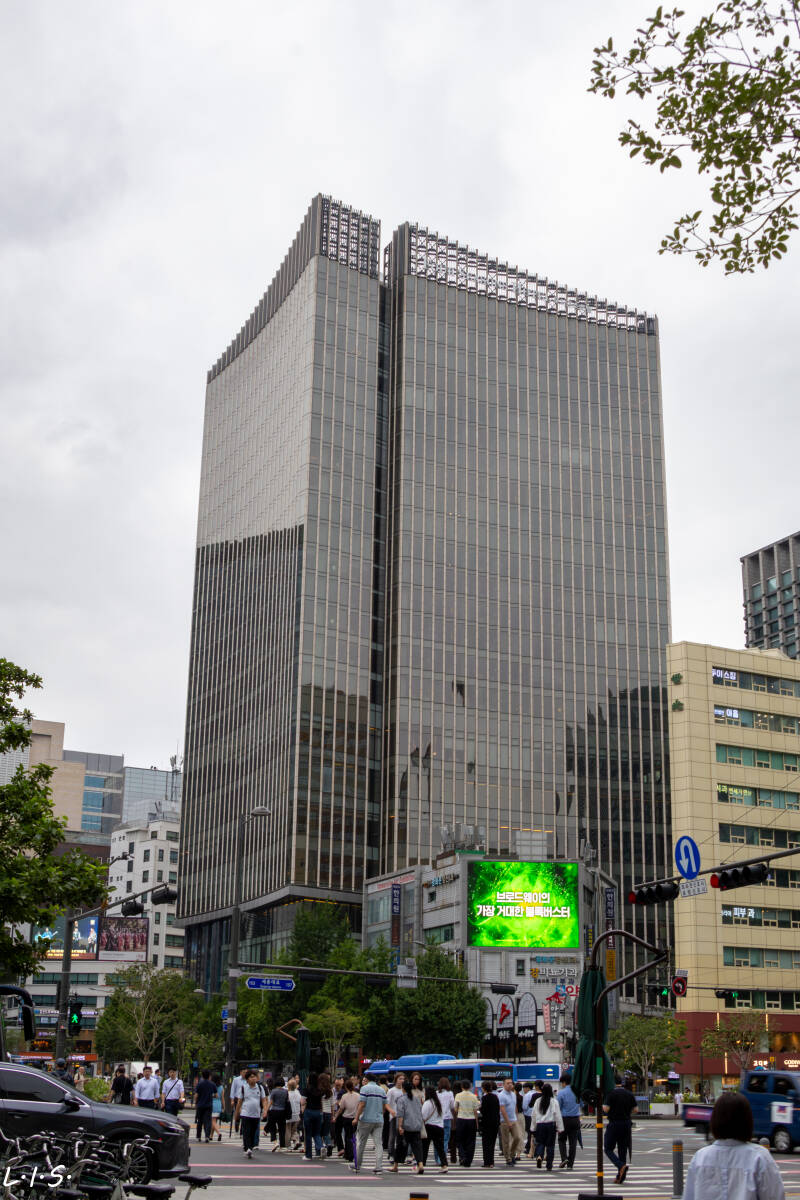 Modern design of bldg.