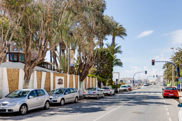 APARTAMENTO 1 DORMITORIO A 250 DE LA PLAYA DE LOS LOCOS