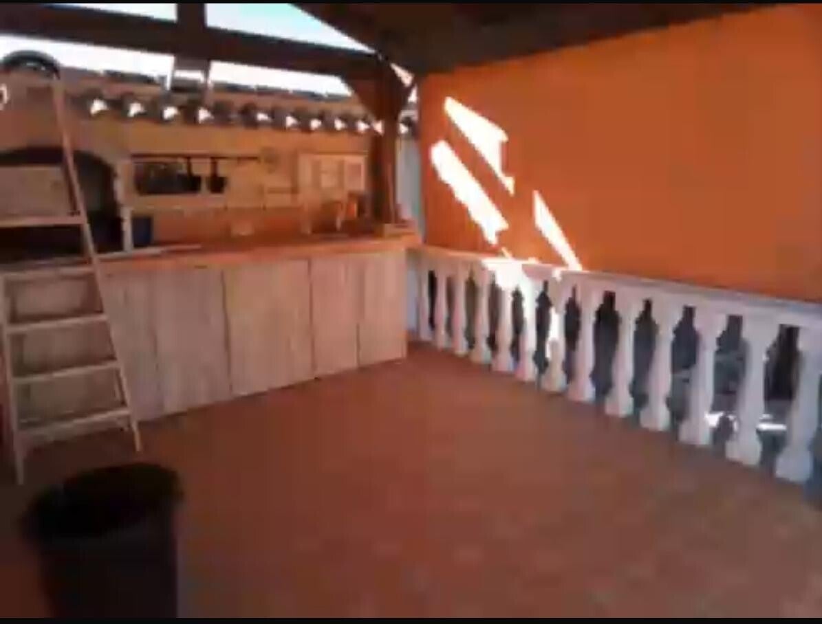 CASA ESPECTACULAR EN CATRAL 3 DORMITORIOS