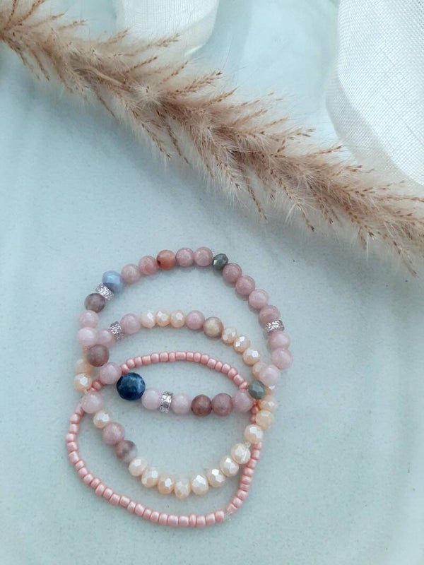 Trio in Roze