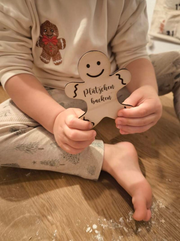 LEBKUCHENMÄNNCHEN "PLÄTZCHEN BACKEN"