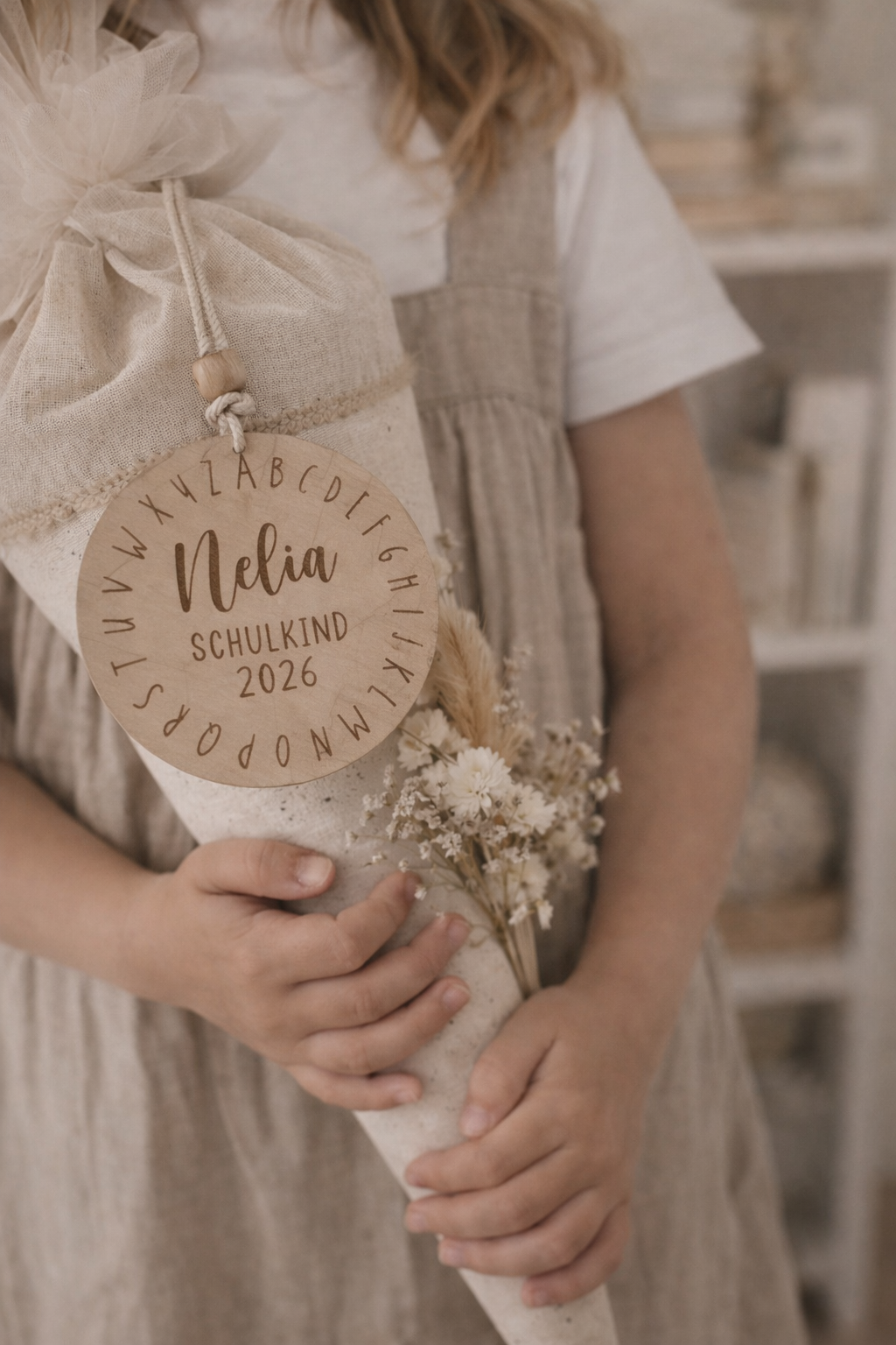 HOLZSCHEIBE "SCHULKIND" PERSONALISIERT