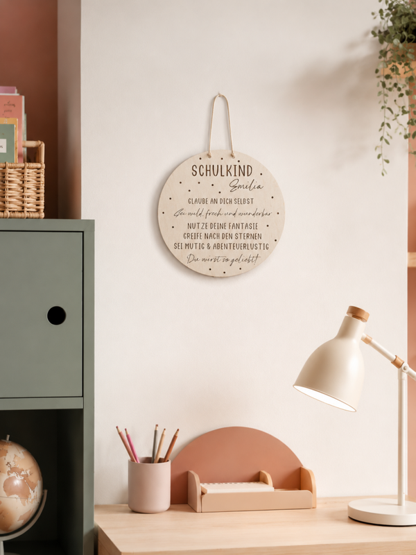 HOLZSCHEIBE "SCHULKIND" PERSONALISIERT