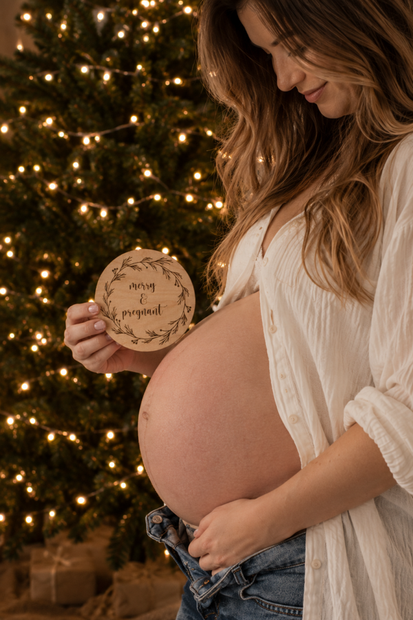 Holzscheibe merry & pregnant