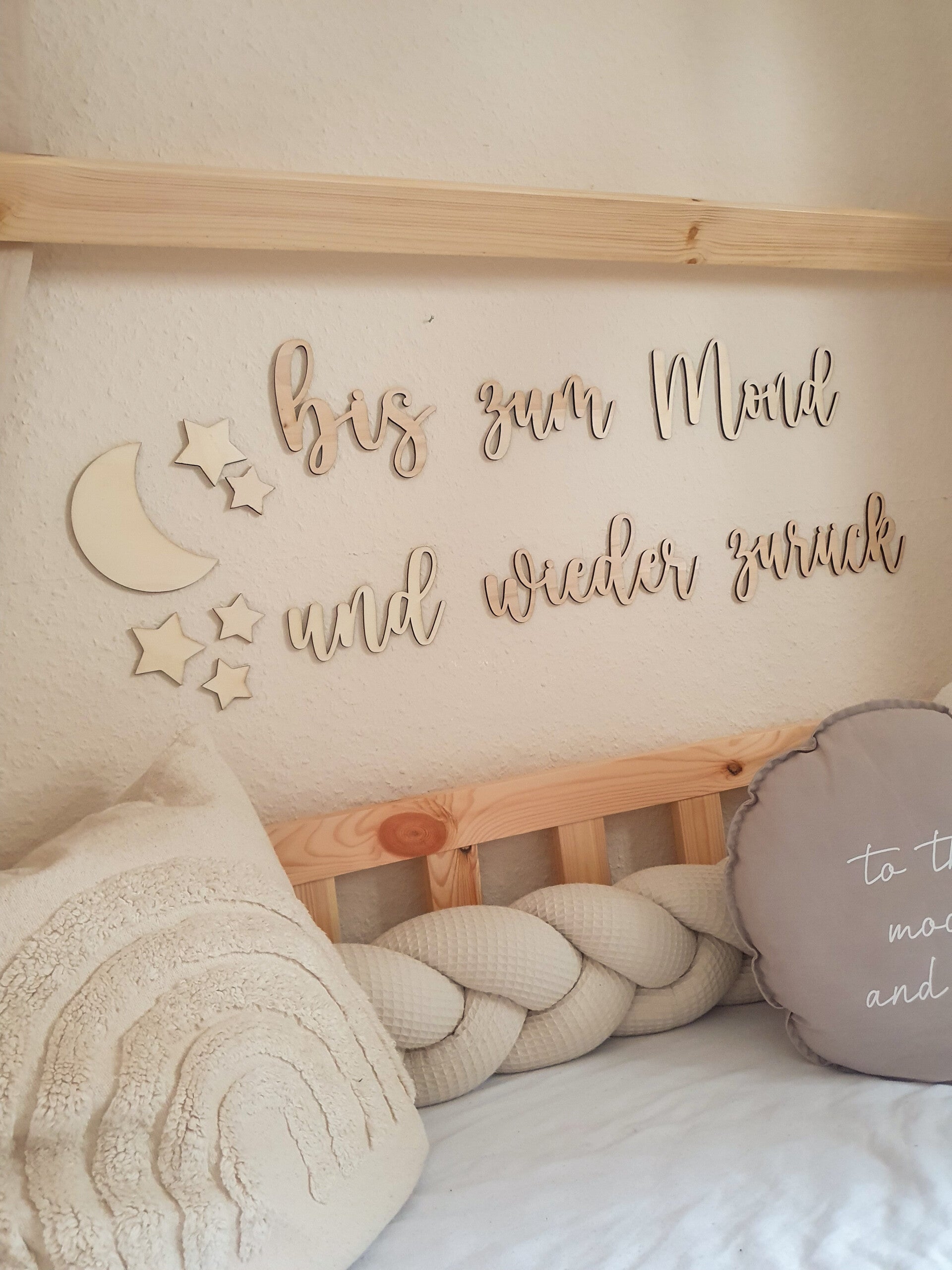 HOLZSCHRIFTZUG "BIS ZUM MOND"