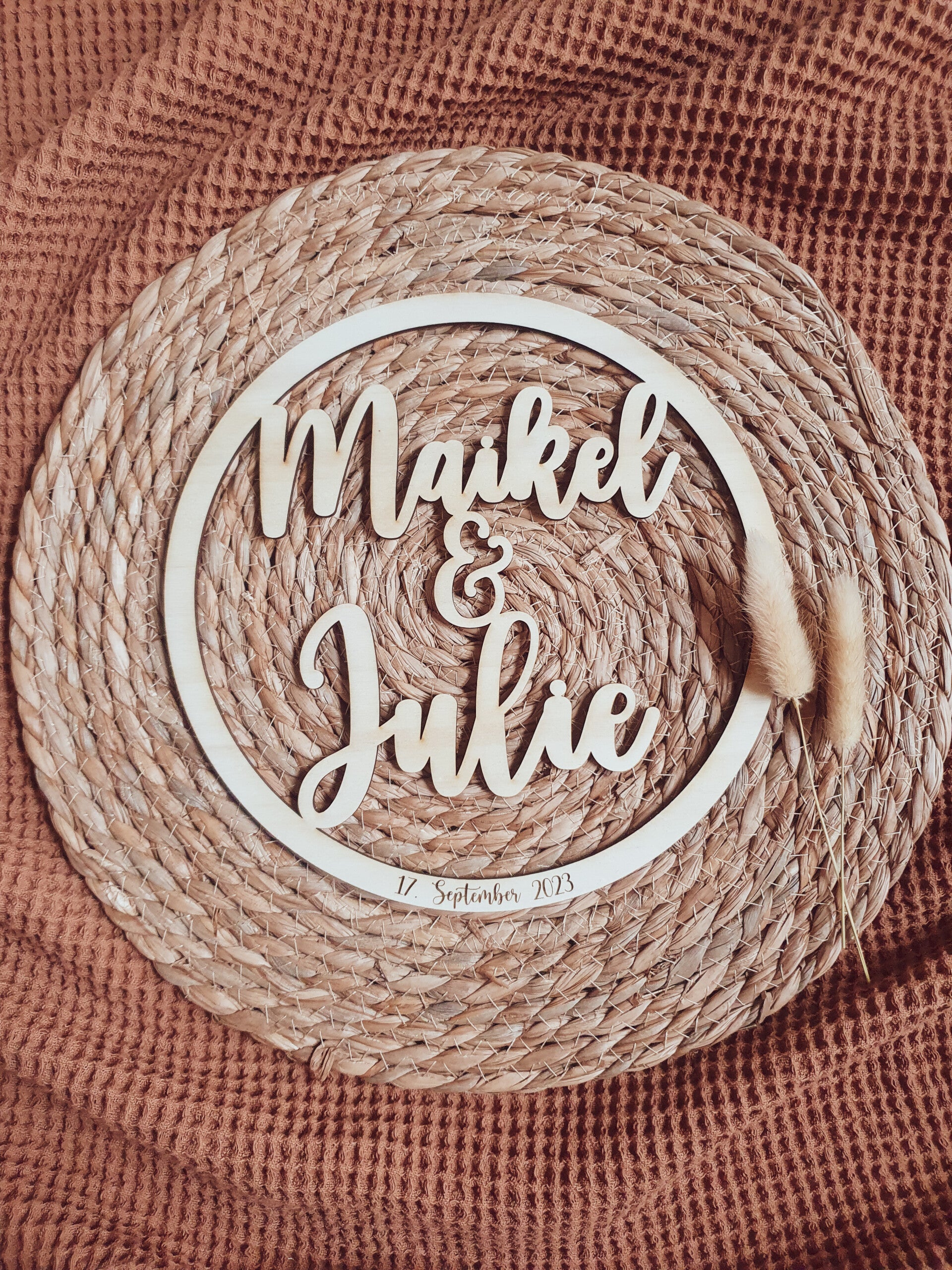 HOLZKRANZ "NAMEN UND DATUM" PERSONALISIERT