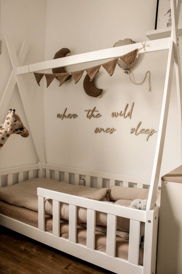 HOLZSCHRIFTZUG "WHERE THE WILD ONES SLEEP"