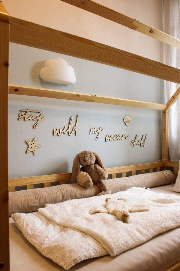 HOLZSCHRIFTZUG "STAY WILD MY OCEAN CHILD"